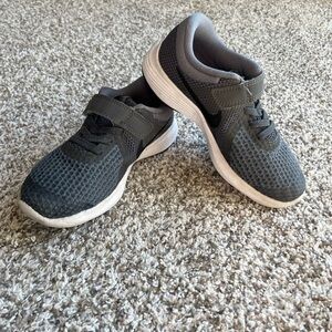 Nike Gray Kids' Sneakers
